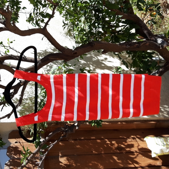 NEW Banana Republic Sweater Sleeveless Top with Crisscross Back in Size Small - Picture 2 of 11